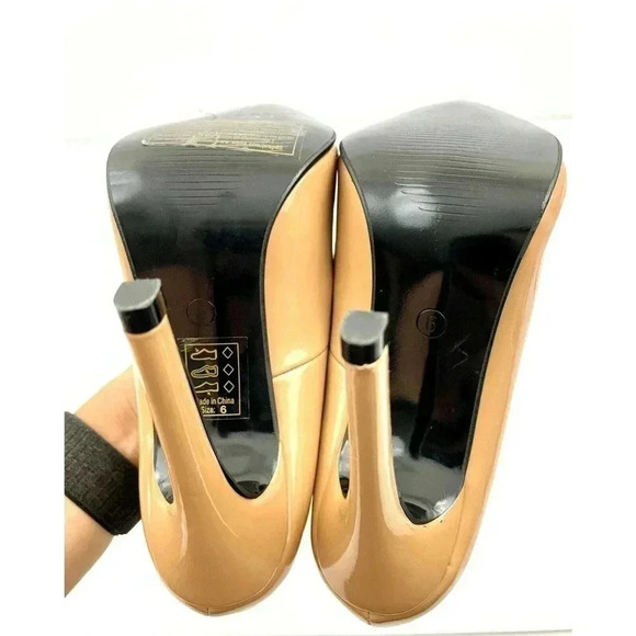 Cape Robbin Women's High Heel Dress Pumps Pointed Toe Beige Sz 6 - Picture 5 of 8